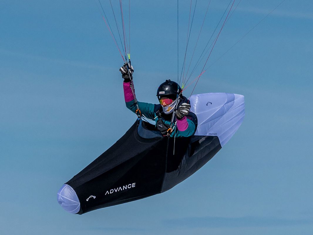 ADVANCE Weightless 