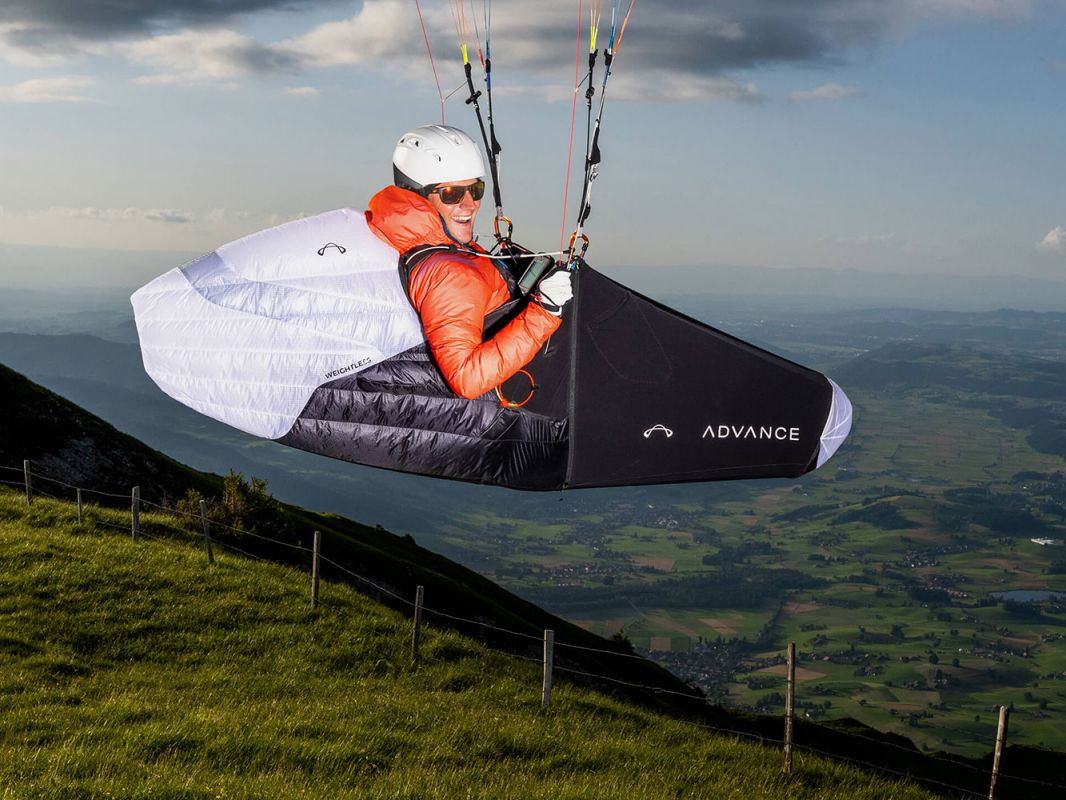 ADVANCE Weightless 